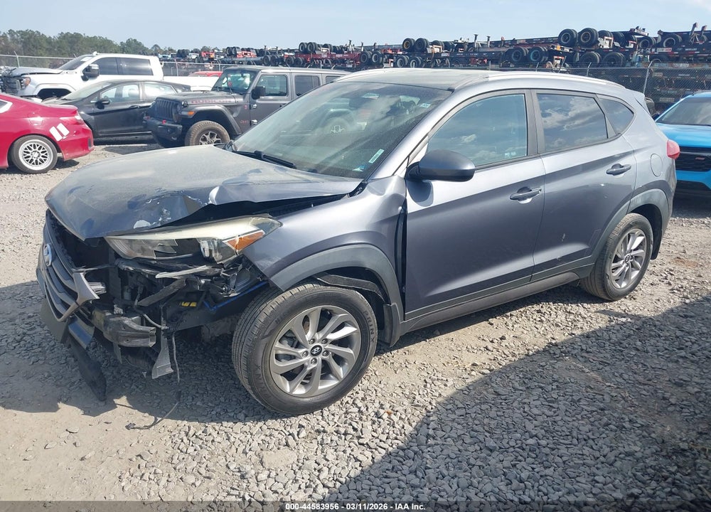 2016 HYUNDAI TUCSON SE VIN: KM8J33A48GU189249