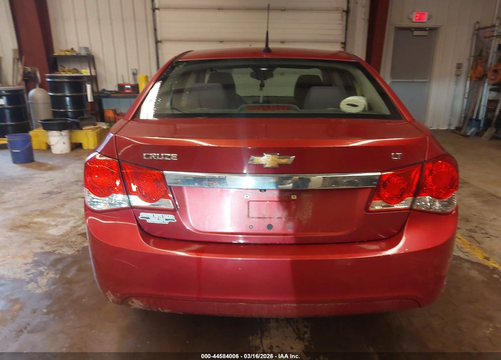 2014 CHEVROLET CRUZE 1LT AUTO VIN: 1G1PC5SB8E7447071