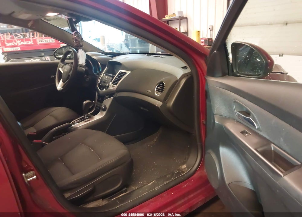 2014 CHEVROLET CRUZE 1LT AUTO VIN: 1G1PC5SB8E7447071