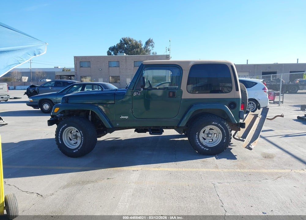 2000 JEEP WRANGLER SAHARA VIN: 1J4FA59SXYP726969
