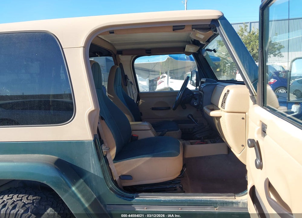 2000 JEEP WRANGLER SAHARA VIN: 1J4FA59SXYP726969