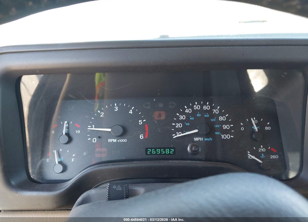 2000 JEEP WRANGLER SAHARA VIN: 1J4FA59SXYP726969