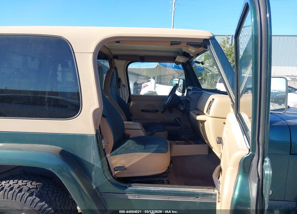 2000 JEEP WRANGLER SAHARA VIN: 1J4FA59SXYP726969