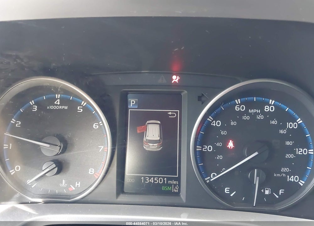 2018 TOYOTA RAV4 XLE VIN: JTMRFREV4JD234196