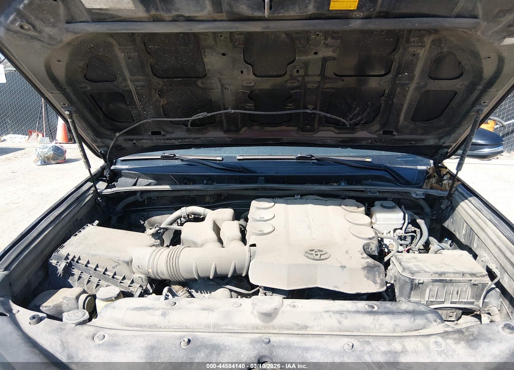 2014 TOYOTA 4RUNNER LIMITED VIN: JTEBU5JR7E5182700