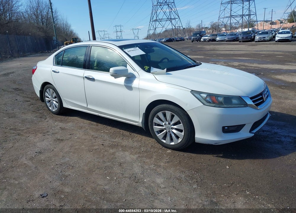 2015 HONDA ACCORD EX-L V-6 VIN: 1HGCR3F8XFA012758