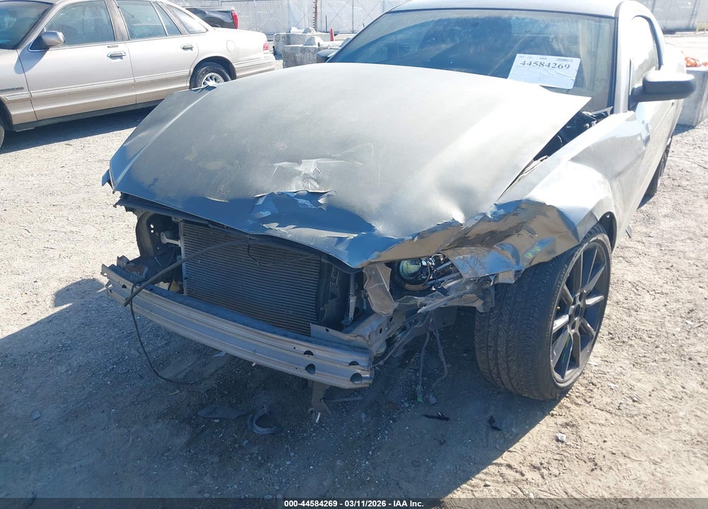 2014 FORD MUSTANG VIN: 1ZVBP8AM1E5295833
