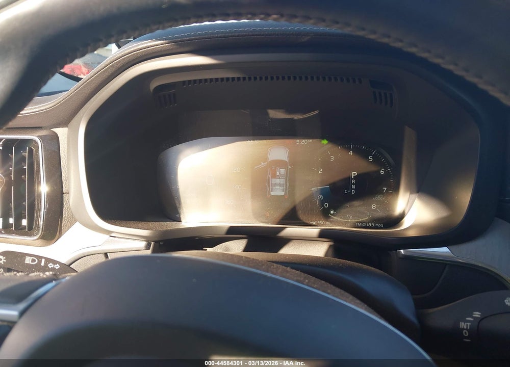 2018 VOLVO XC60 T6 INSCRIPTION VIN: LYVA22RL7JB073734