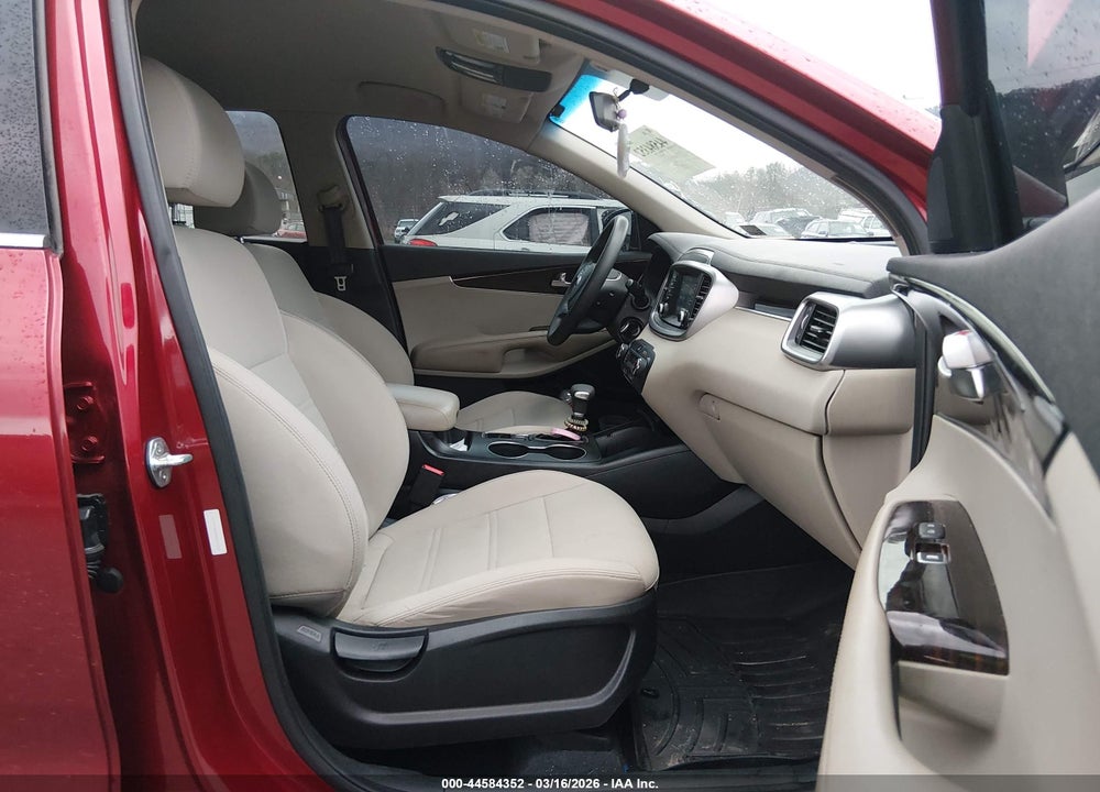 2019 KIA SORENTO 3.3L LX VIN: 5XYPGDA50KG537251