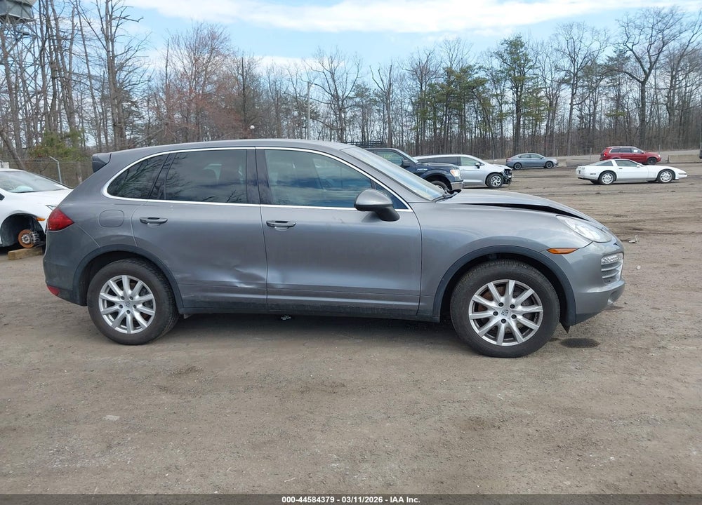 2013 PORSCHE CAYENNE VIN: WP1AA2A23DLA03197