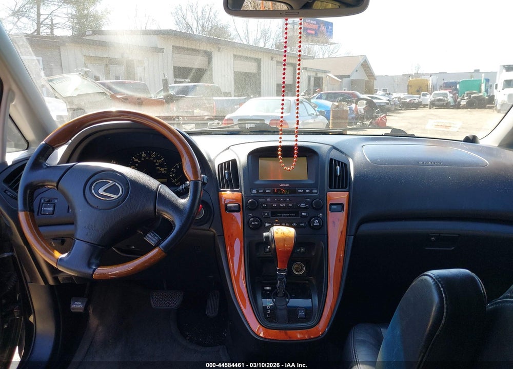 2002 LEXUS RX 300 VIN: JTJHF10U520244902