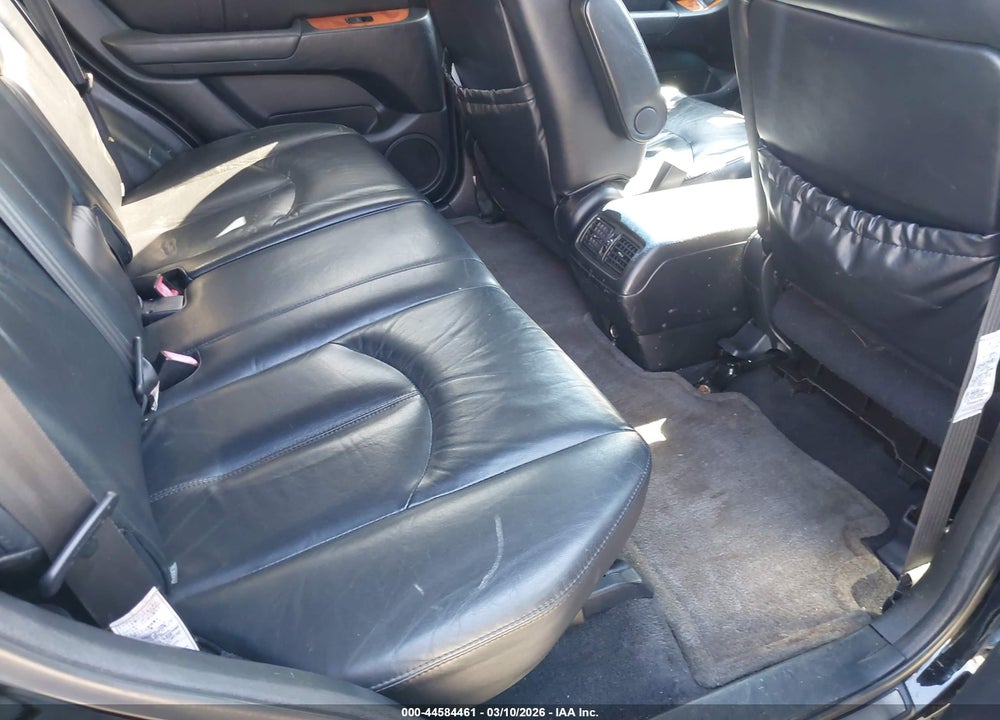 2002 LEXUS RX 300 VIN: JTJHF10U520244902