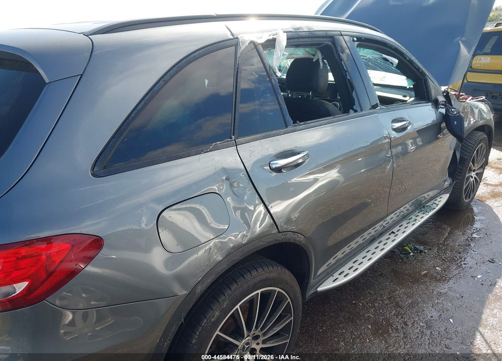 2019 MERCEDES-BENZ GLC 300 VIN: WDC0G4JB5KV123828