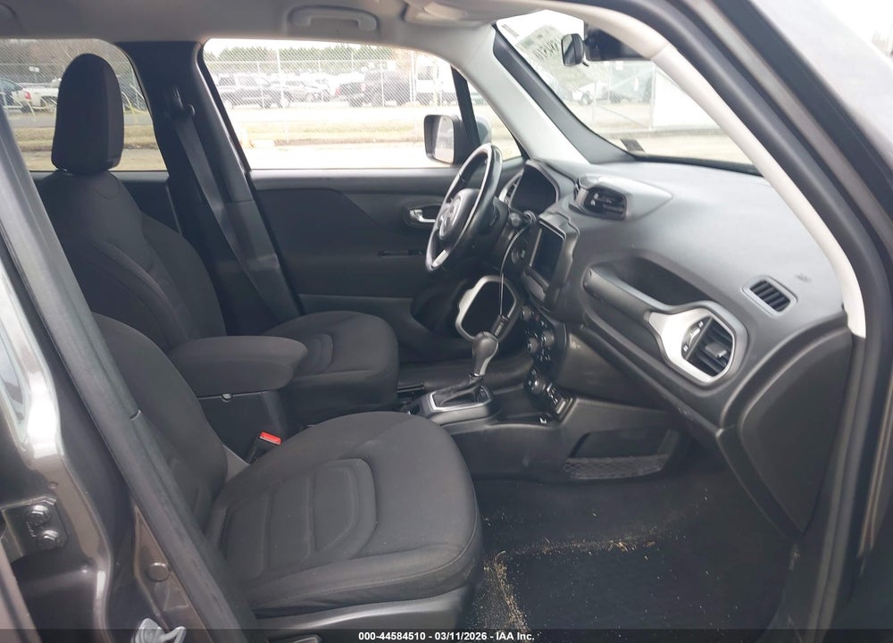 2018 JEEP RENEGADE LATITUDE 4X4 VIN: ZACCJBBB6JPH21178