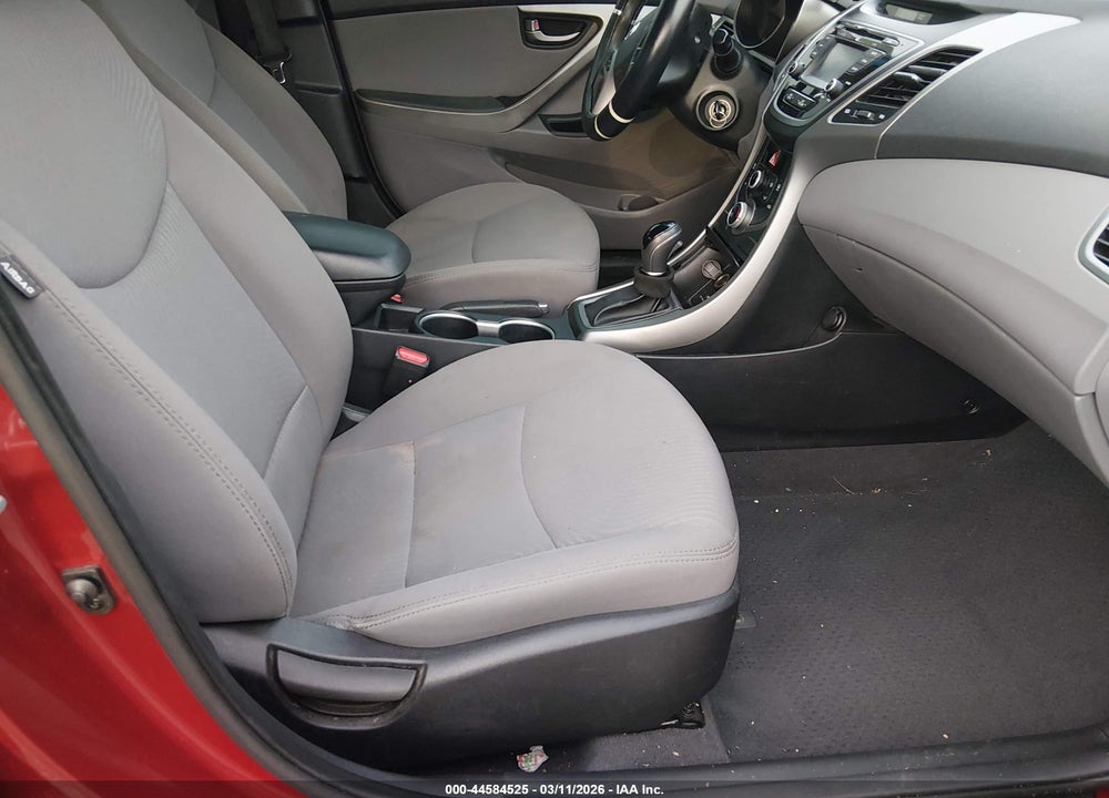 2016 HYUNDAI ELANTRA SE VIN: 5NPDH4AE1GH671640