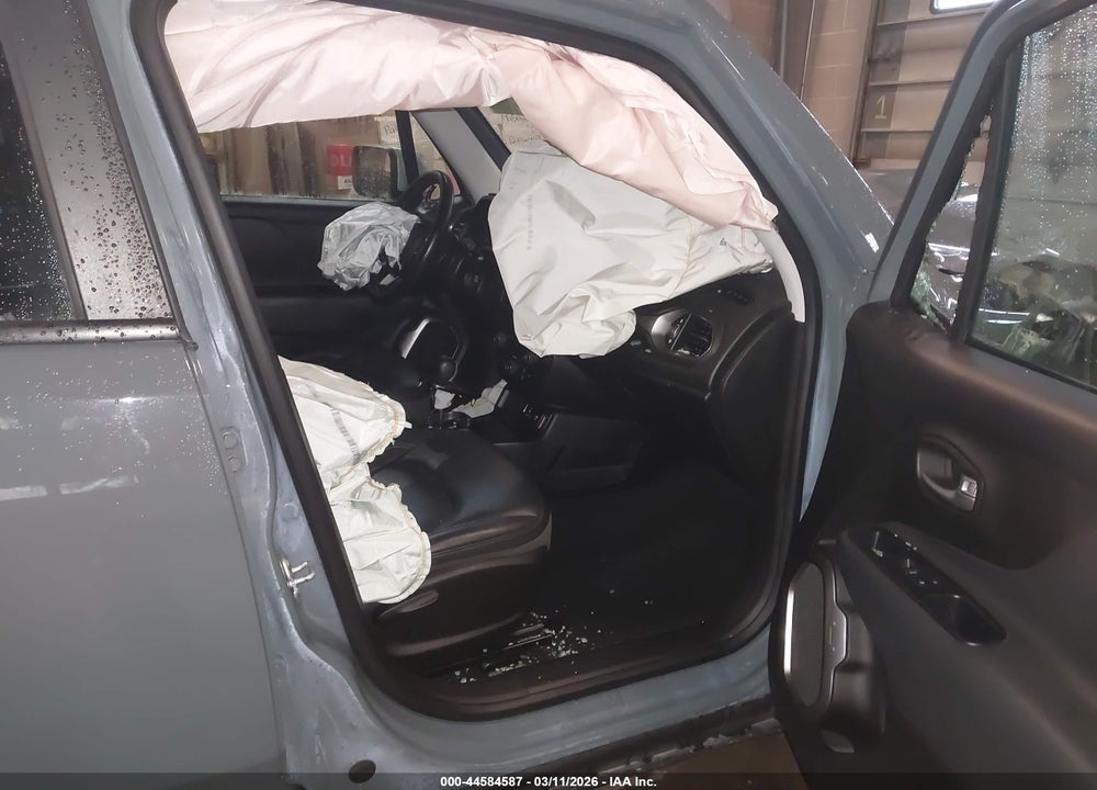 2018 JEEP RENEGADE LIMITED FWD VIN: ZACCJADB1JPH03257