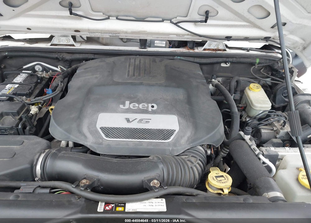 2014 JEEP WRANGLER UNLIMITED SPORT VIN: 1C4BJWDG0EL163687