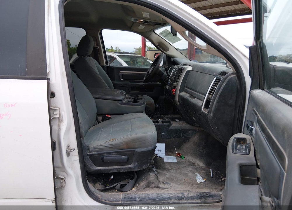 2015 RAM 3500 CHASSIS TRADESMAN/SLT/LAIE VIN: 3C7WRTCL1FG623156