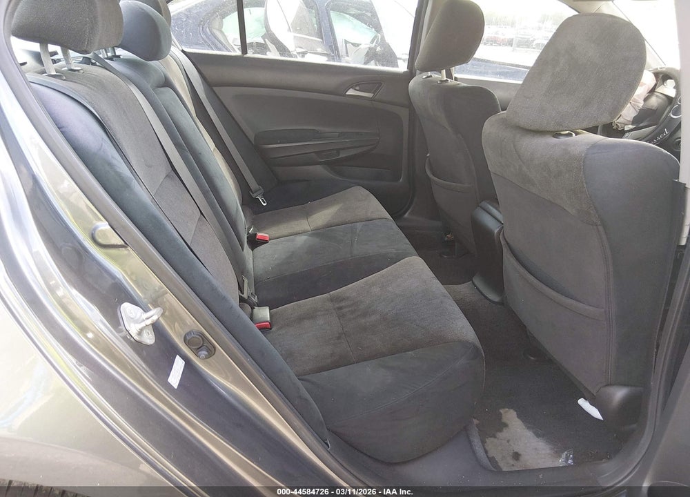 2010 HONDA ACCORD 2.4 LX-P VIN: 1HGCP2F40AA120313
