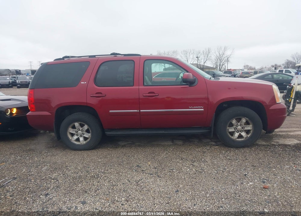 2011 GMC YUKON SLT VIN: 1GKS2CE09BR295423