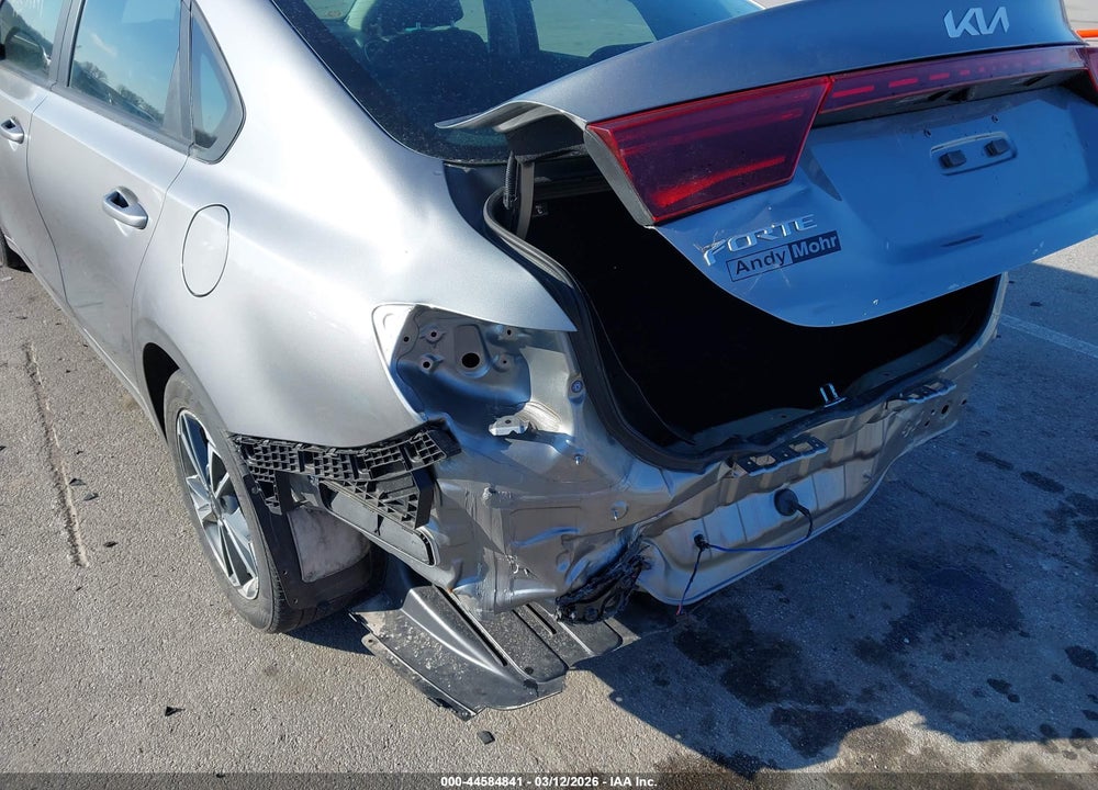 2024 KIA FORTE LXS VIN: 3KPF24AD7RE738606