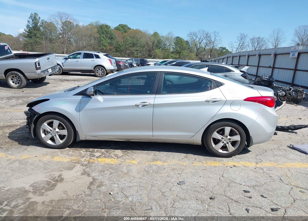 2013 HYUNDAI ELANTRA GLS/LIMITED VIN: 5NPDH4AE0DH184232