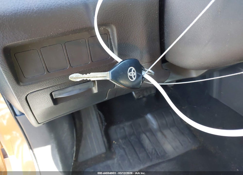 2009 TOYOTA MATRIX S VIN: 2T1KE40E99C004631