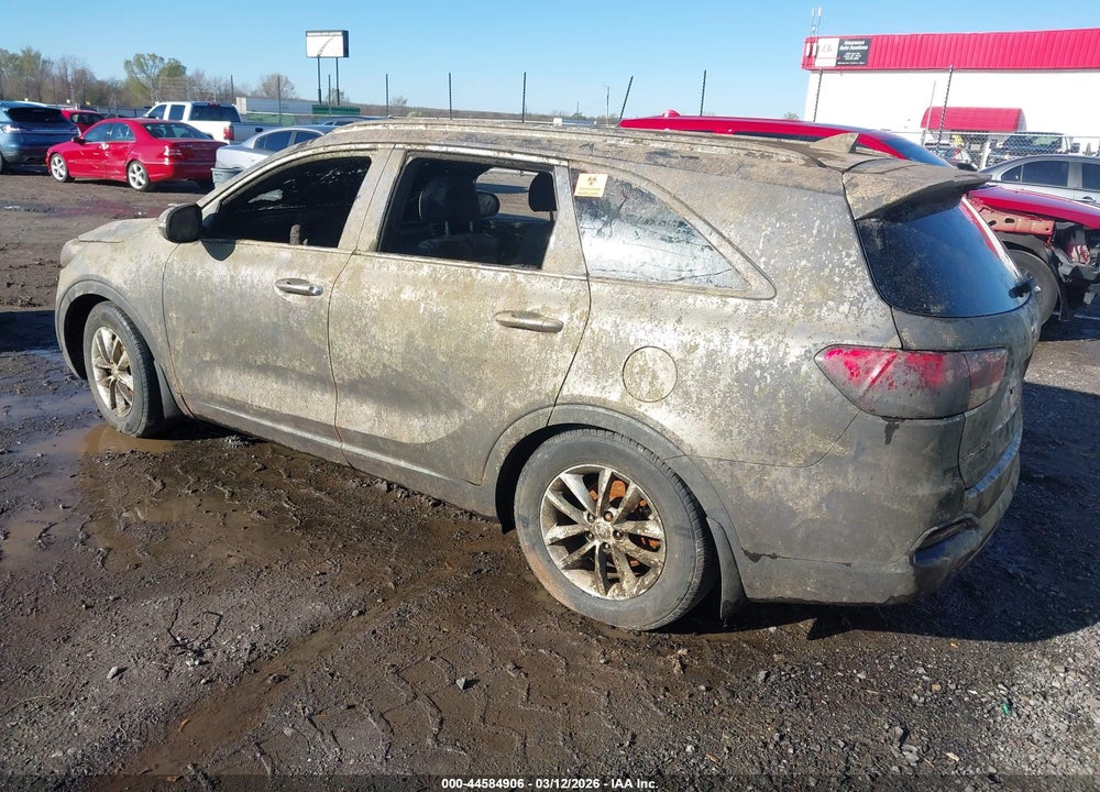 2018 KIA SORENTO 2.4L LX VIN: 5XYPG4A32JG398401