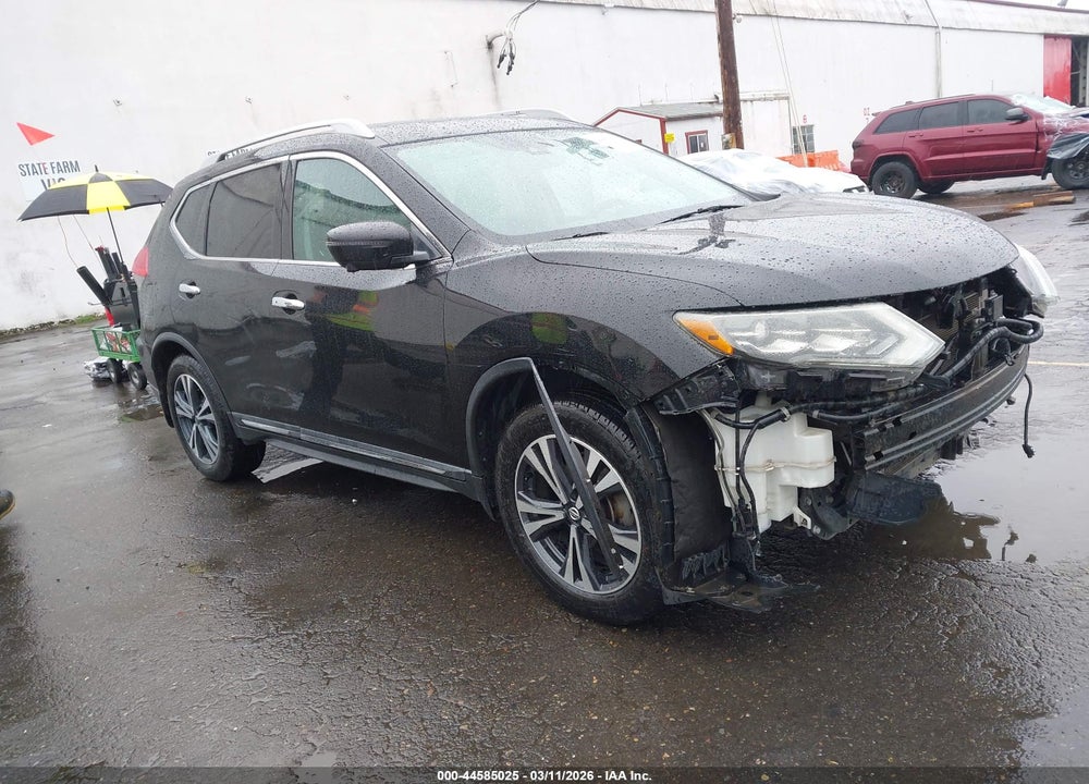 2017 NISSAN ROGUE SL VIN: 5N1AT2MV1HC761171