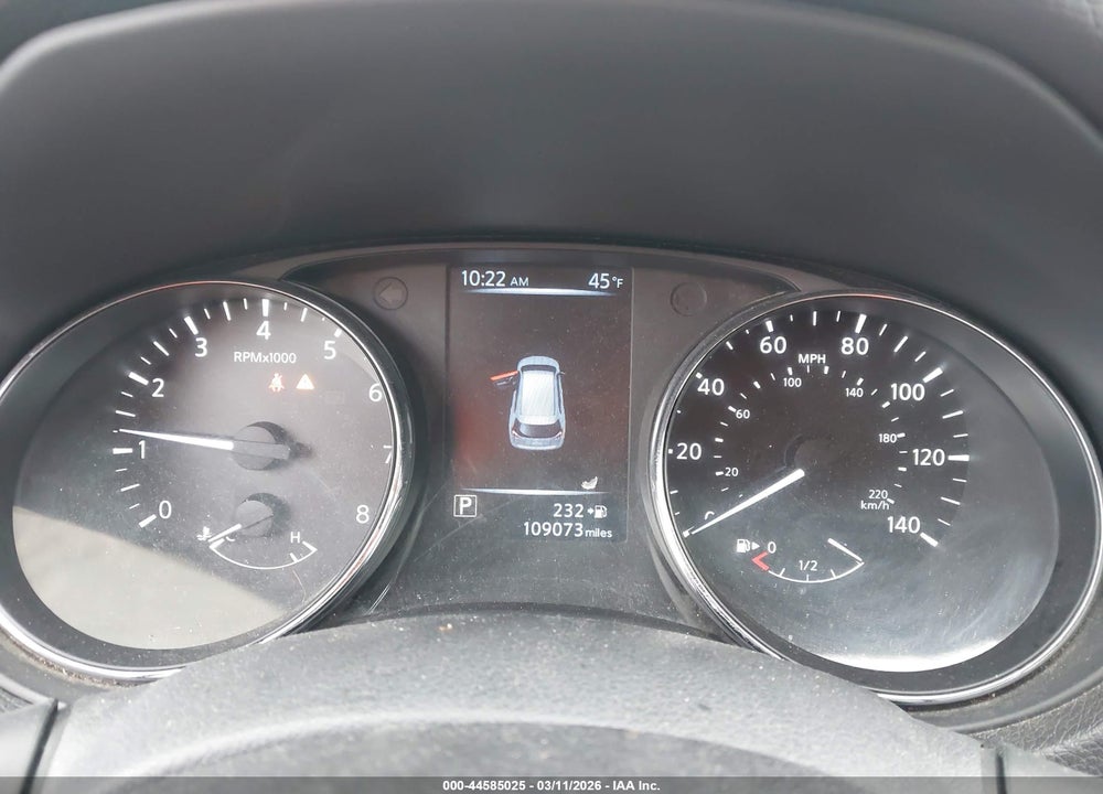 2017 NISSAN ROGUE SL VIN: 5N1AT2MV1HC761171