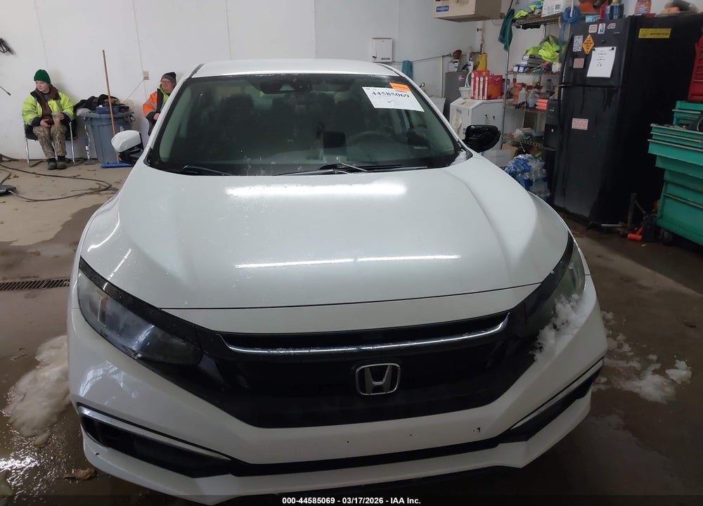 2019 HONDA CIVIC LX VIN: 19XFC2F6XKE027614