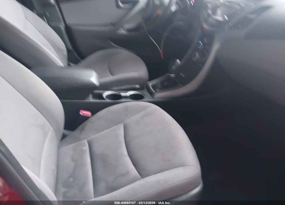 2014 HYUNDAI ELANTRA SE VIN: 5NPDH4AE1EH485111