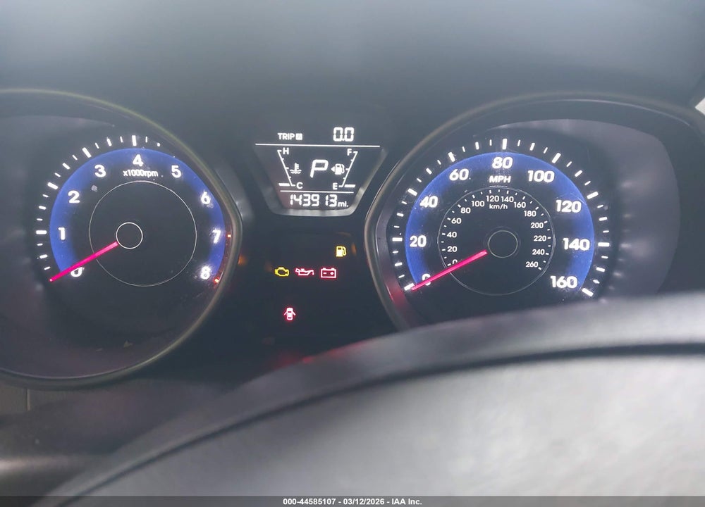 2014 HYUNDAI ELANTRA SE VIN: 5NPDH4AE1EH485111