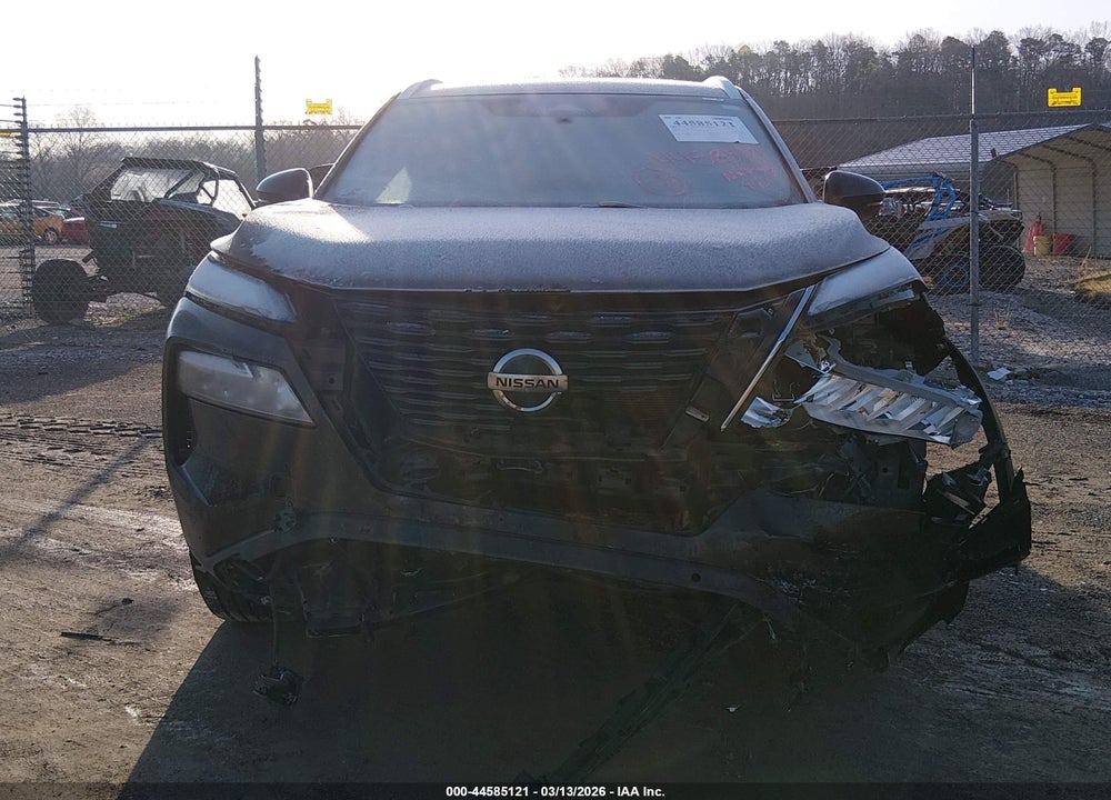 2021 NISSAN ROGUE PLATINUM INTELLIGENT AWD VIN: JN8AT3DD6MW303575