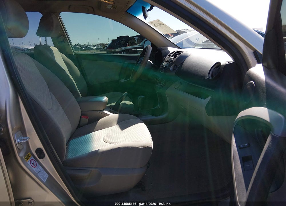 2008 TOYOTA RAV4 LIMITED VIN: JTMBD31V586064598