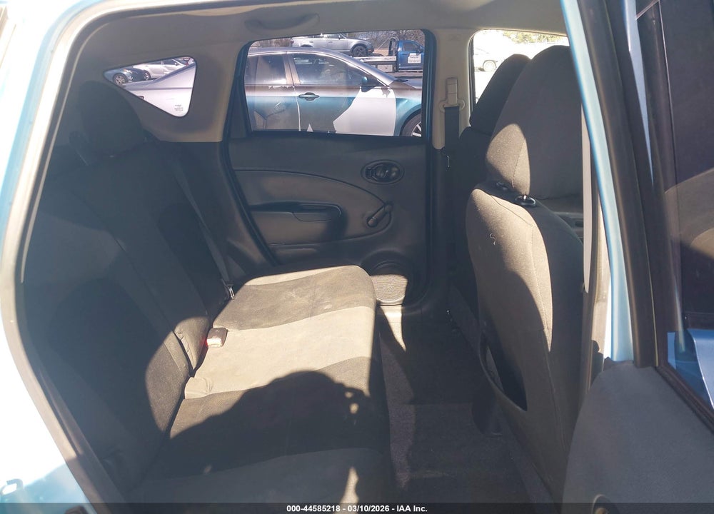 2015 NISSAN VERSA NOTE S PLUS VIN: 3N1CE2CPXFL425985