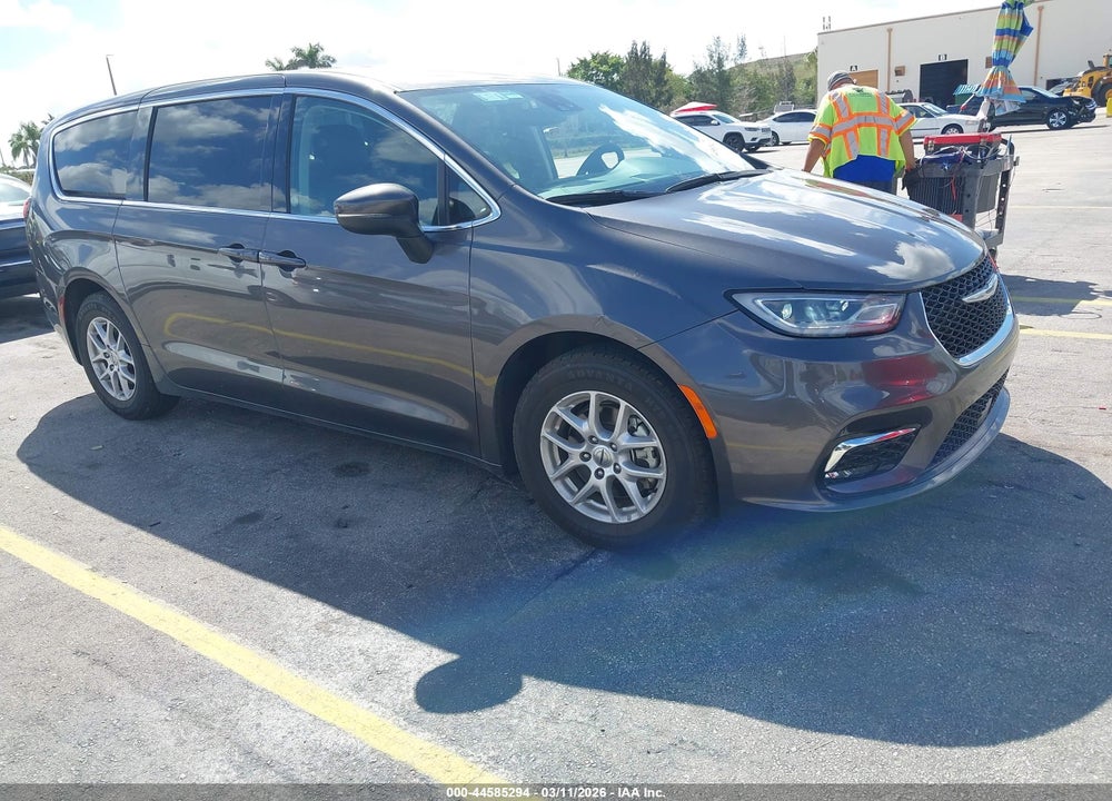 2023 CHRYSLER PACIFICA TOURING L VIN: 2C4RC1BG2PR546765