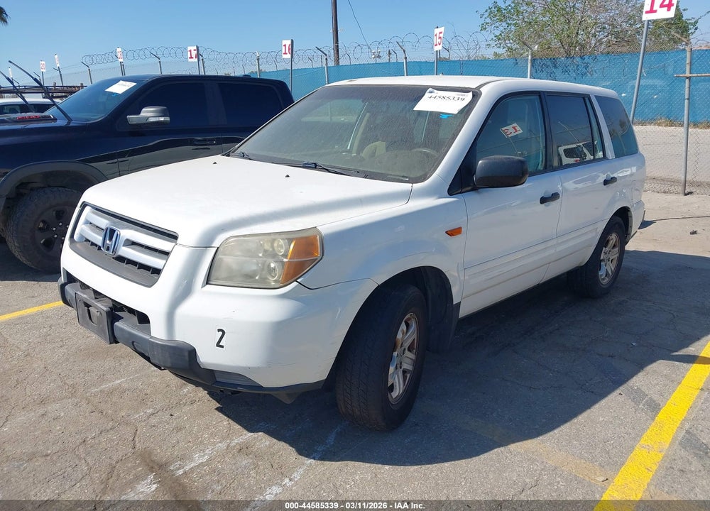 2007 HONDA PILOT LX VIN: 2HKYF181X7H518876