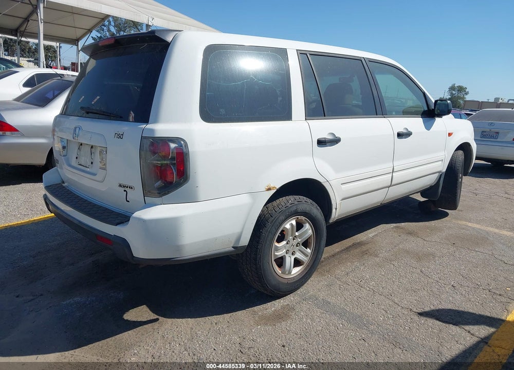 2007 HONDA PILOT LX VIN: 2HKYF181X7H518876