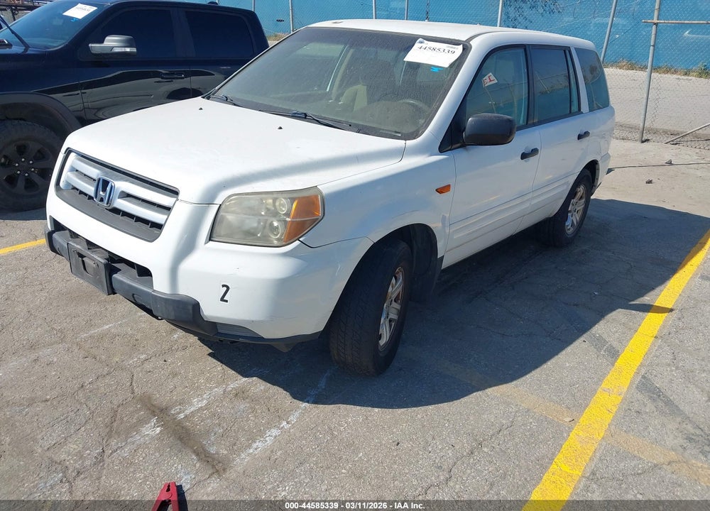 2007 HONDA PILOT LX VIN: 2HKYF181X7H518876