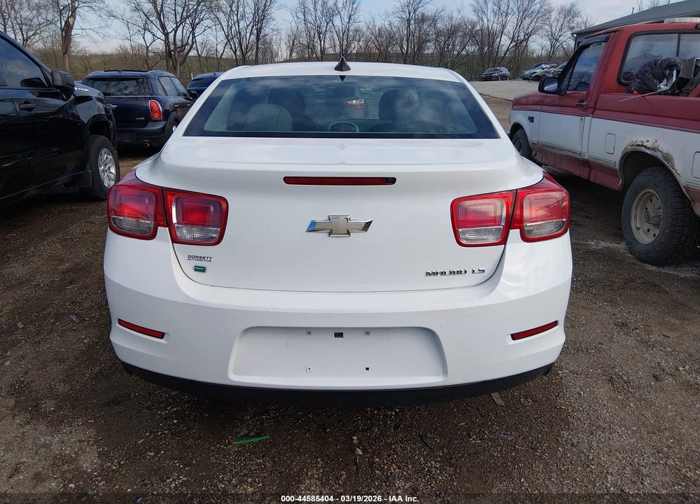 2015 CHEVROLET MALIBU LS VIN: 1G11B5SL7FU152600