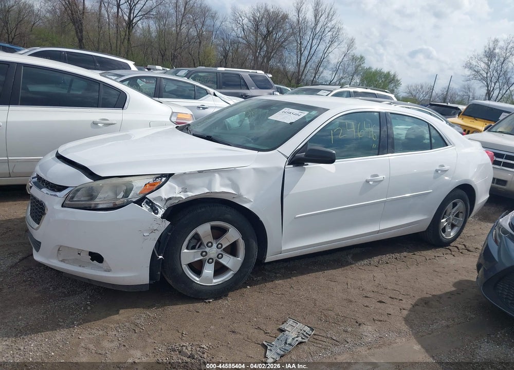 2015 CHEVROLET MALIBU LS VIN: 1G11B5SL7FU152600