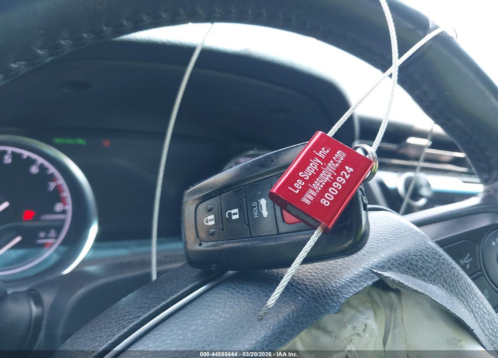 2018 TOYOTA CAMRY XLE V6 VIN: 4T1BZ1HK3JU506017