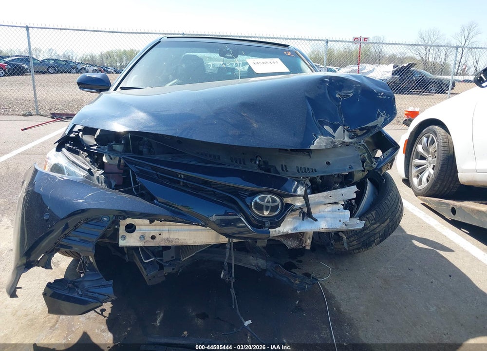 2018 TOYOTA CAMRY XLE V6 VIN: 4T1BZ1HK3JU506017