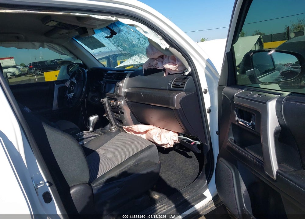 2015 TOYOTA 4RUNNER SR5 VIN: JTEBU5JR8F5239911