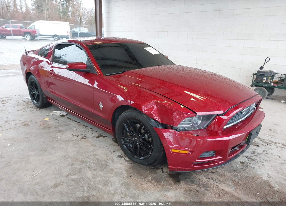 2014 FORD MUSTANG V6 PREMIUM VIN: 1ZVBP8AM5E5217863