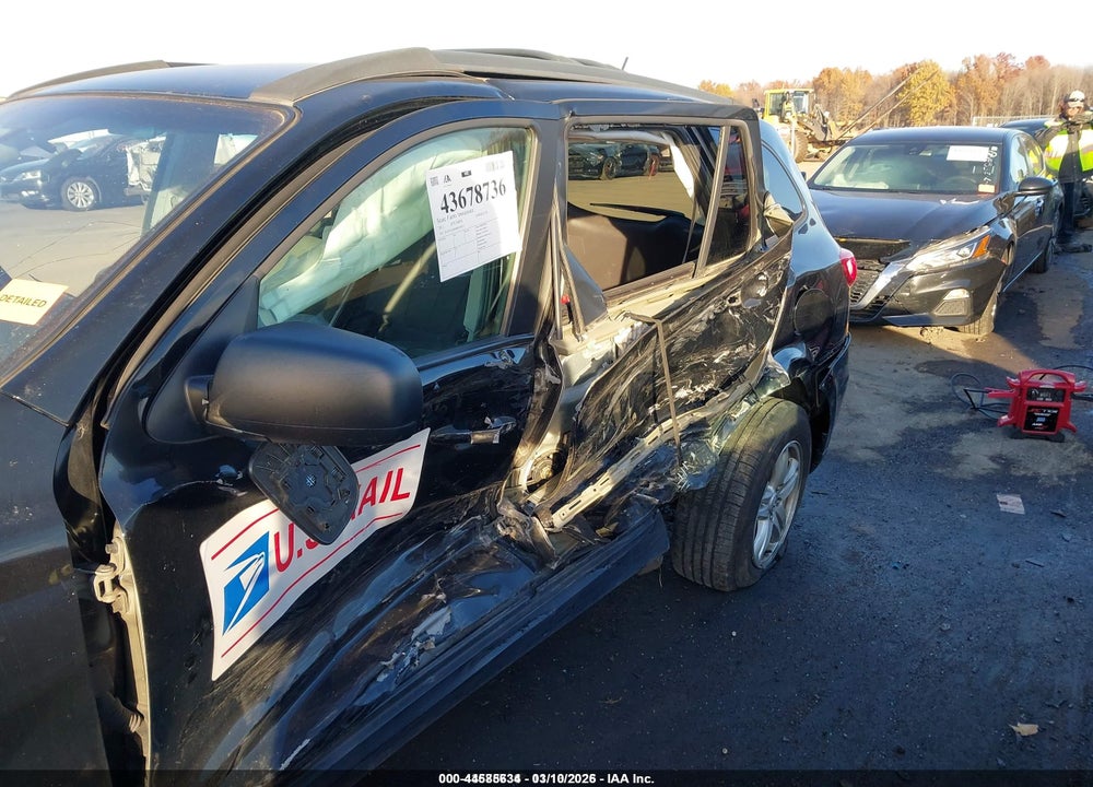 2011 HYUNDAI SANTA FE GLS VIN: 5XYZG3AB9BG010415
