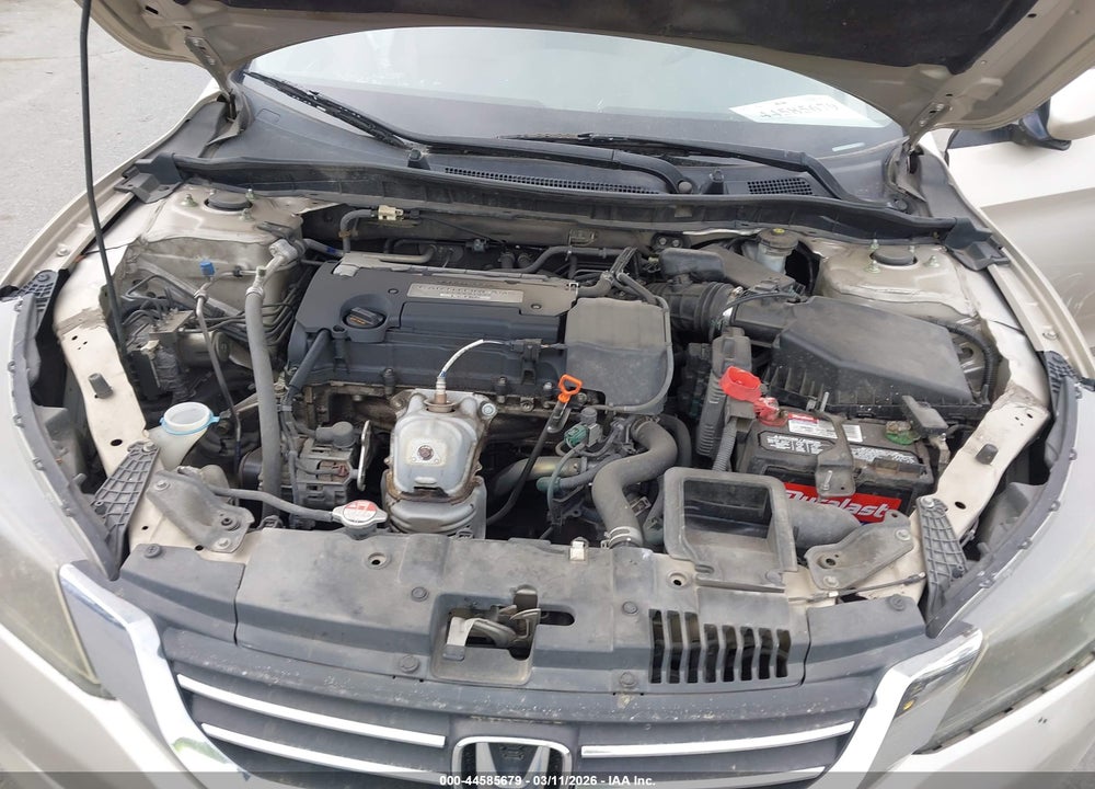 2015 HONDA ACCORD LX VIN: 1HGCR2F32FA185348