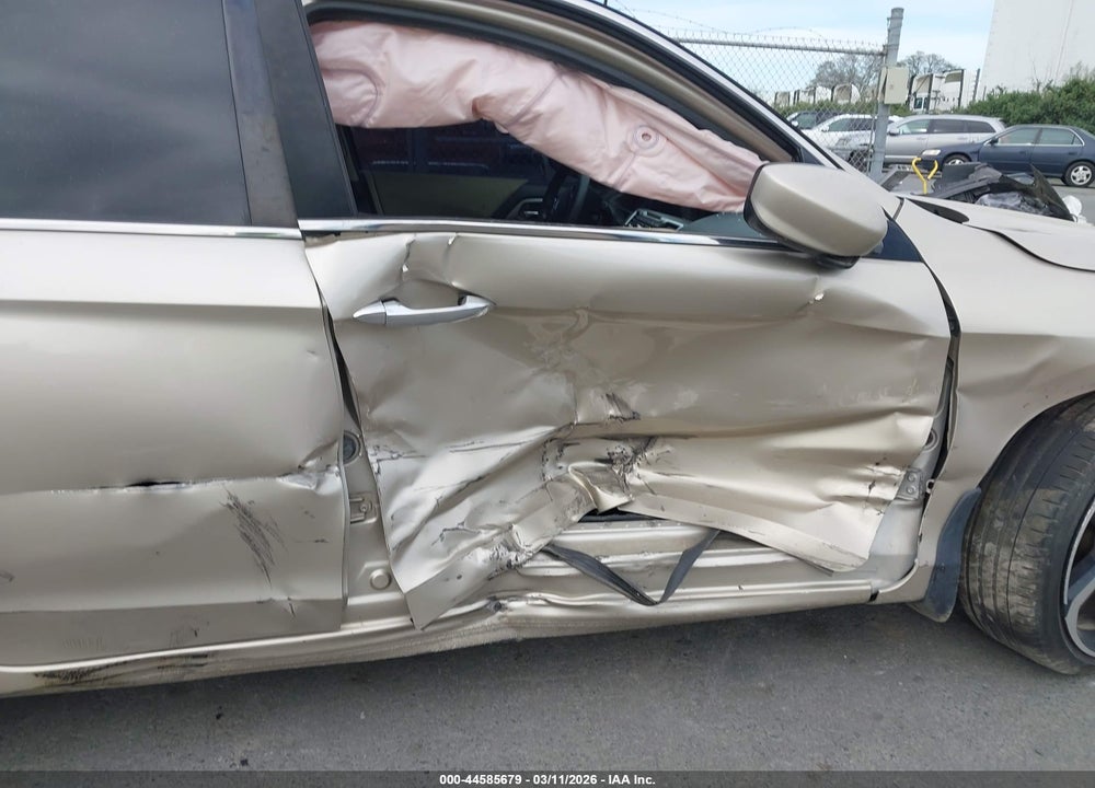2015 HONDA ACCORD LX VIN: 1HGCR2F32FA185348