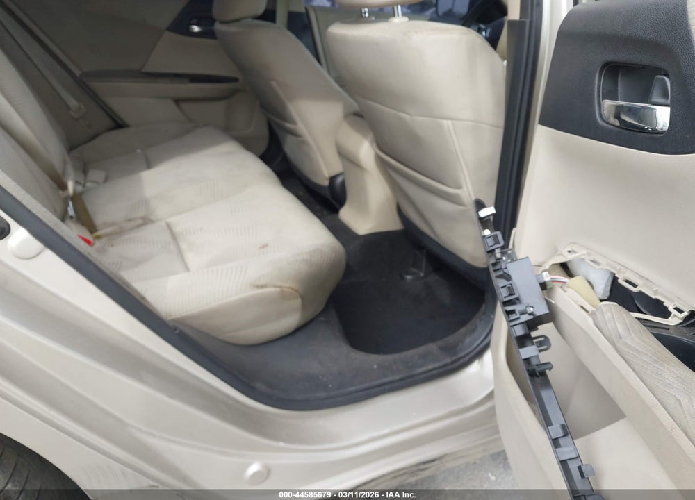 2015 HONDA ACCORD LX VIN: 1HGCR2F32FA185348